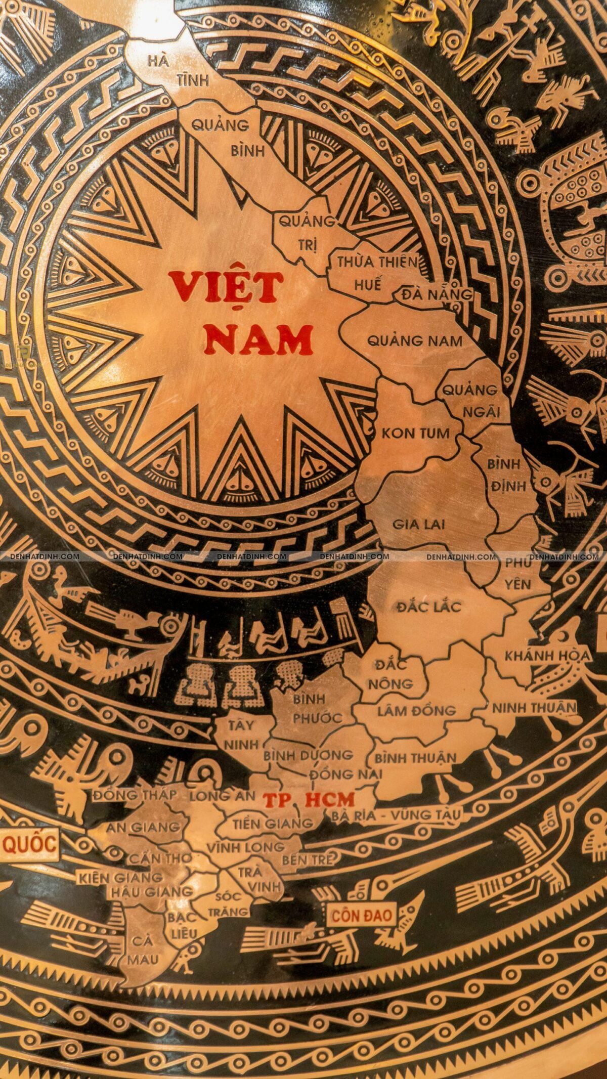 Mặt tranh trống đồng - Ảnh 2