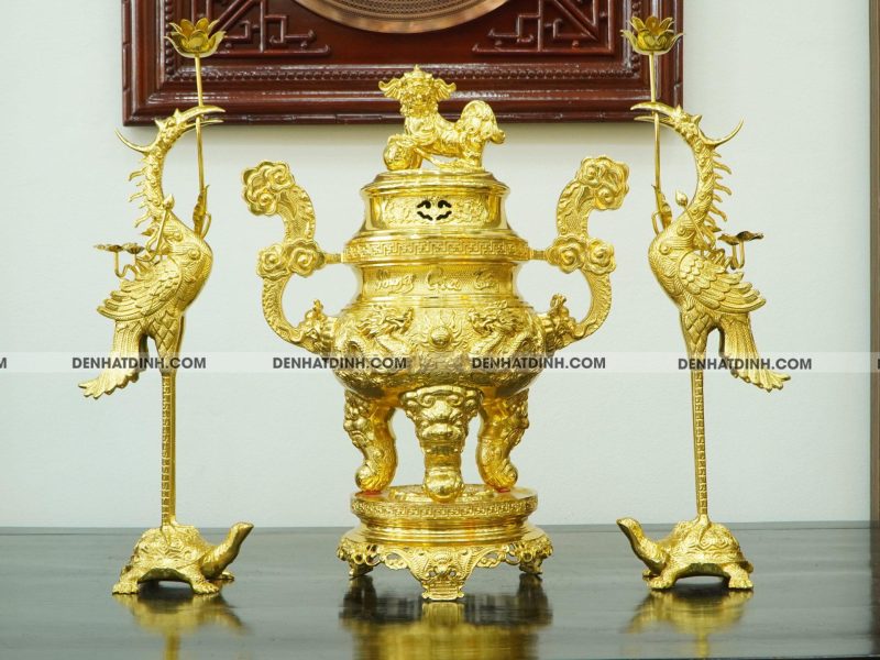 Bộ đỉnh đồng tam sự hạc Phụng Gia Tiên nắp thọ 66cm dát vàng toàn bộ