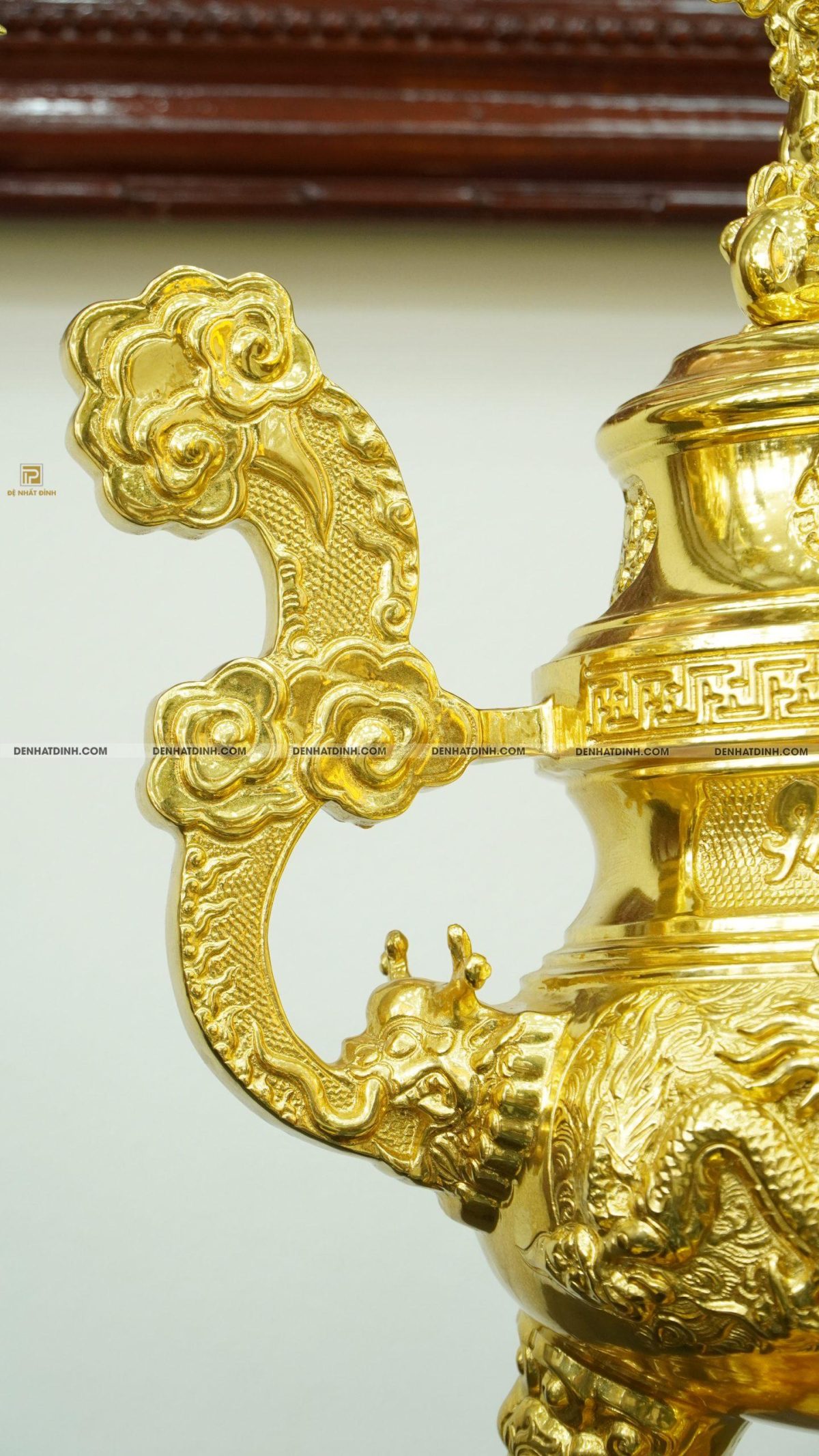 Bộ đỉnh đồng tam sự hạc Phụng Gia Tiên nắp thọ 66cm dát vàng toàn bộ - Ảnh 7