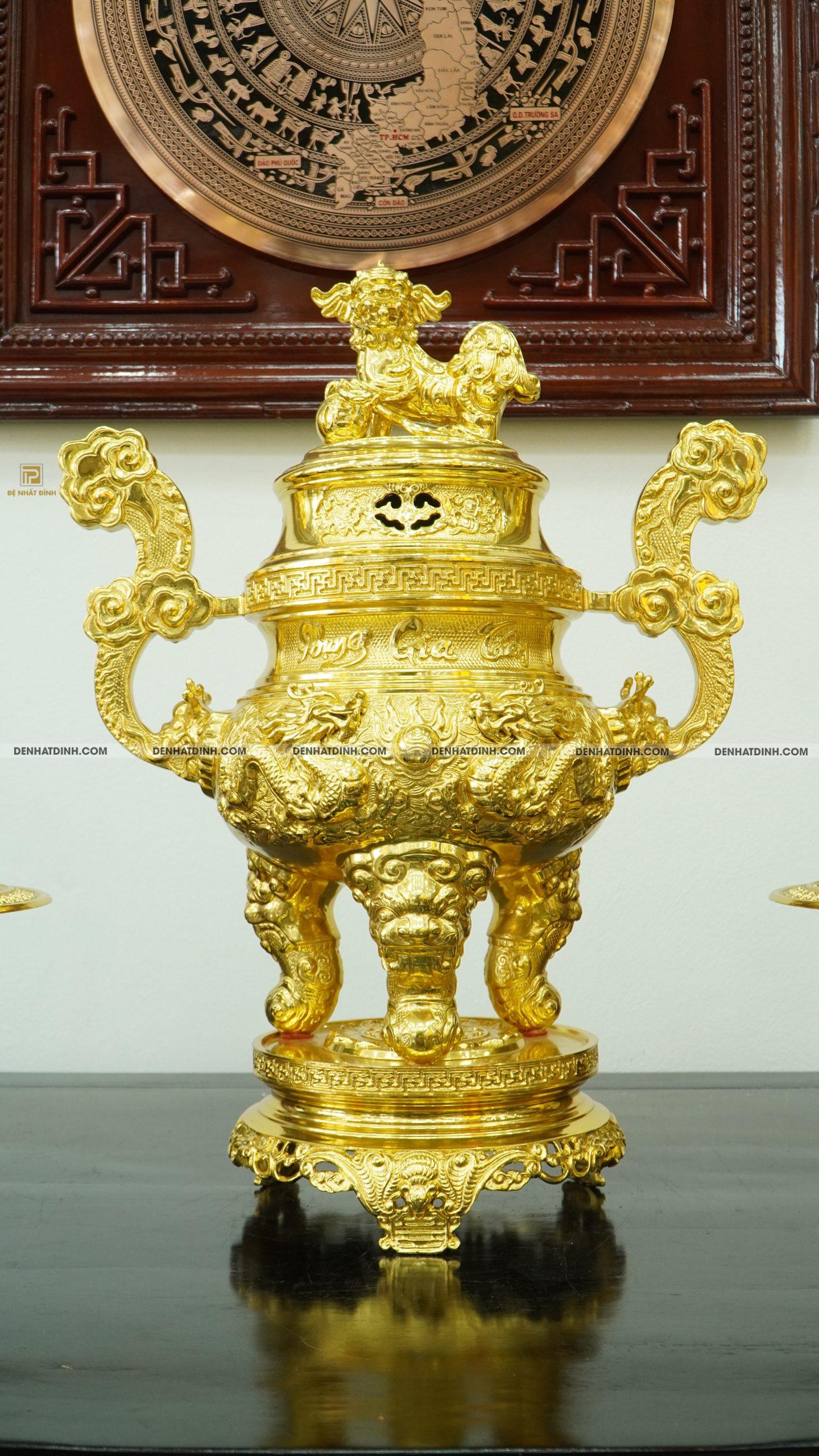 Bộ đỉnh tam sự nến Phụng Gia Tiên nắp Thọ 66cm dát vàng toàn bộ - Ảnh 3