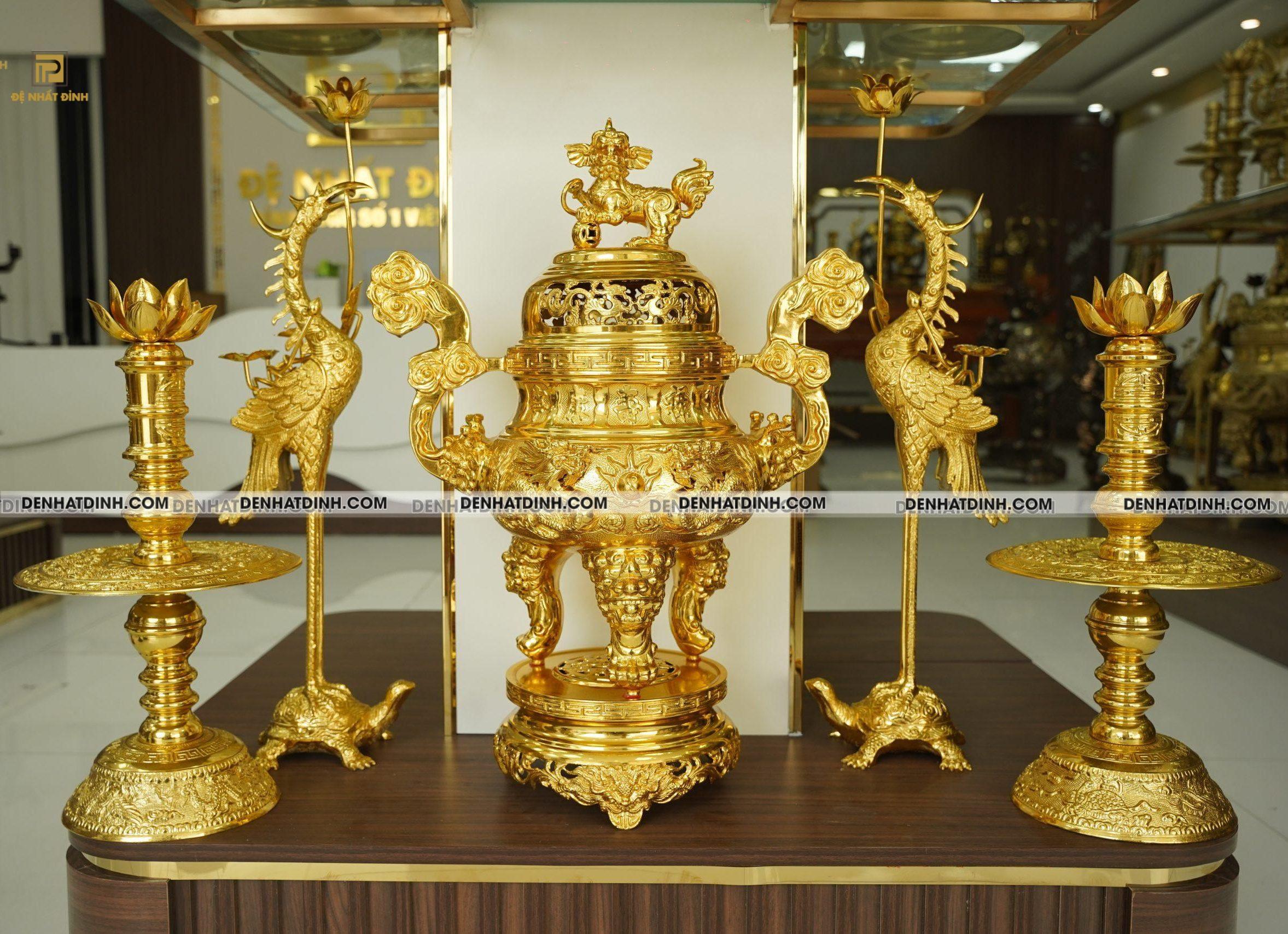 Bộ đỉnh đồng ngũ sự dát vàng 24K khắc 5 chữ Hán Phúc Lộc Thọ Khang Ninh