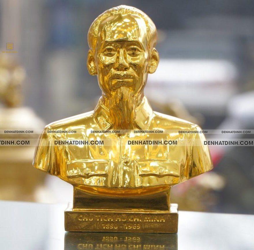 Tượng đồng Bác Hồ bán thân dát vàng 24K cao 23cm, ngang 18, nặng 3kg