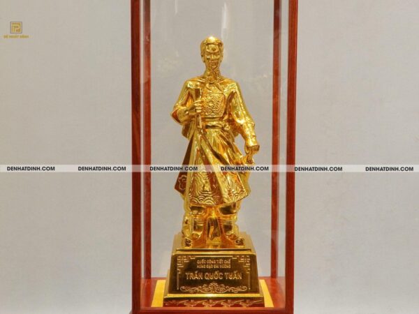 Tượng Trần Hưng Đạo 40cm bằng đồng dát vàng + Tủ gỗ