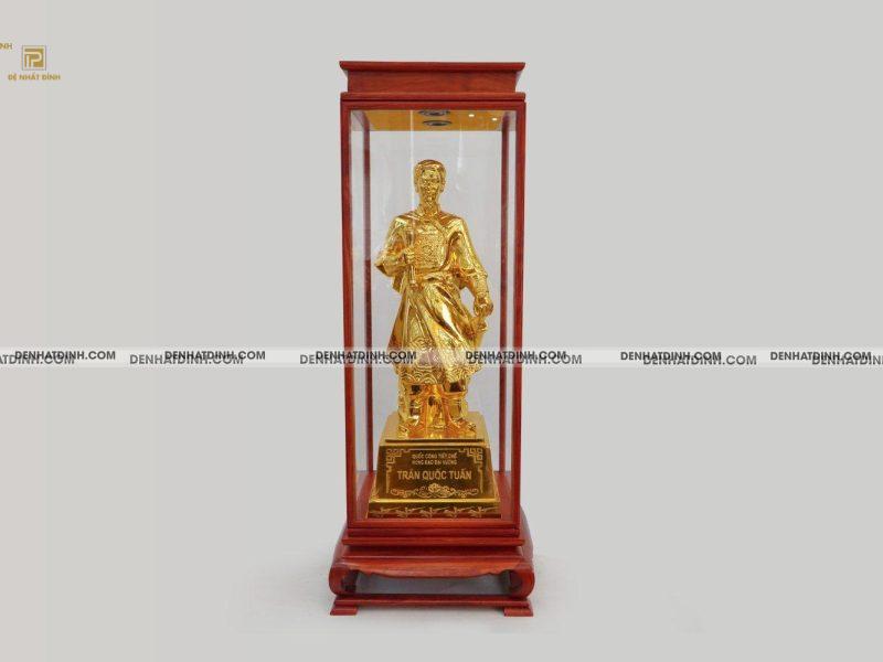 Tượng Trần Hưng Đạo 50cm bằng đồng dát vàng + Tủ gỗ