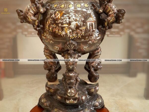 Alternative view of Đỉnh Thất lân đồng đỏ khảm ngũ sắc 1m17