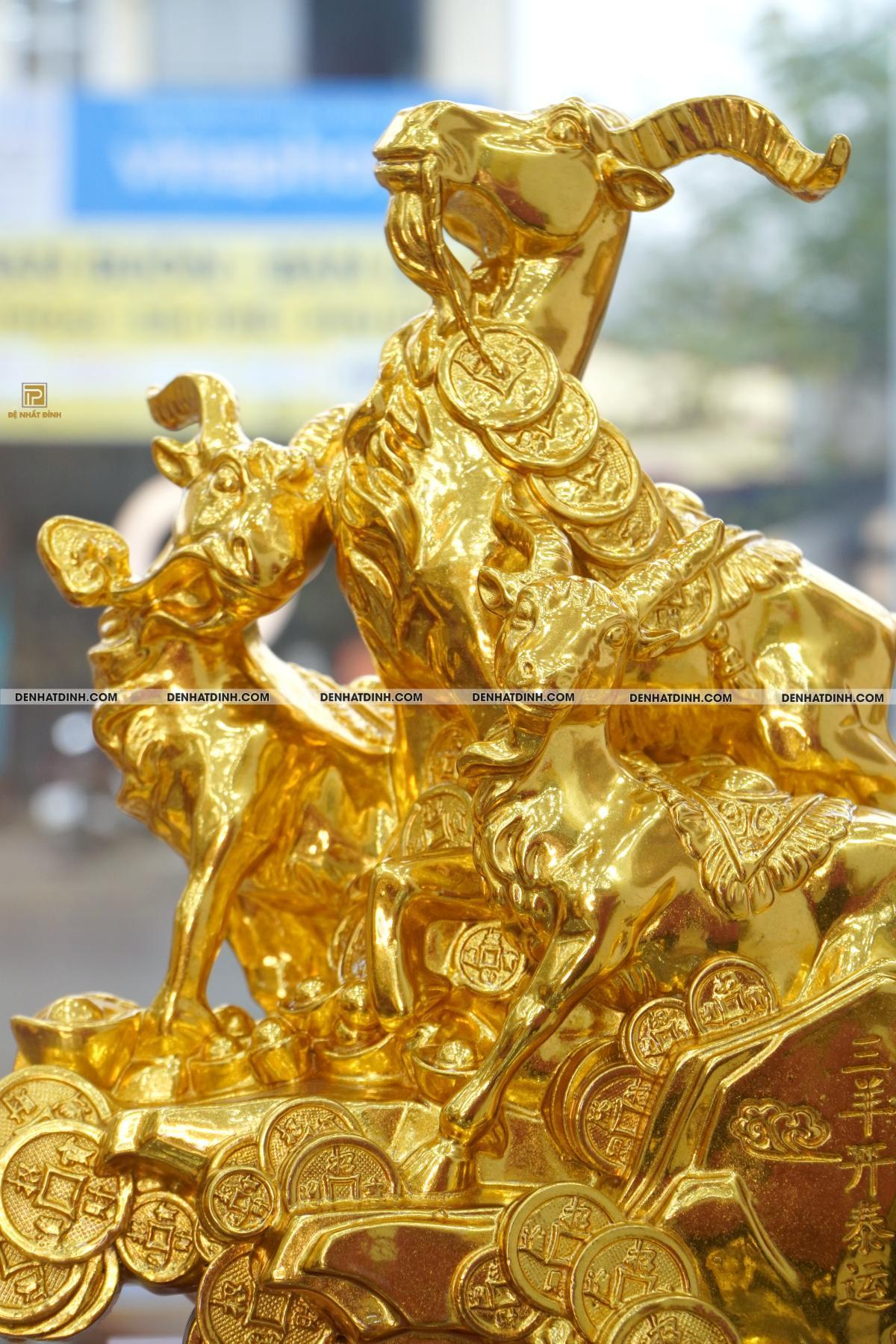 Tượng Tam Dương Khai Thái đứng trên bệ tiền bằng đồng Dát Vàng - Ảnh 7