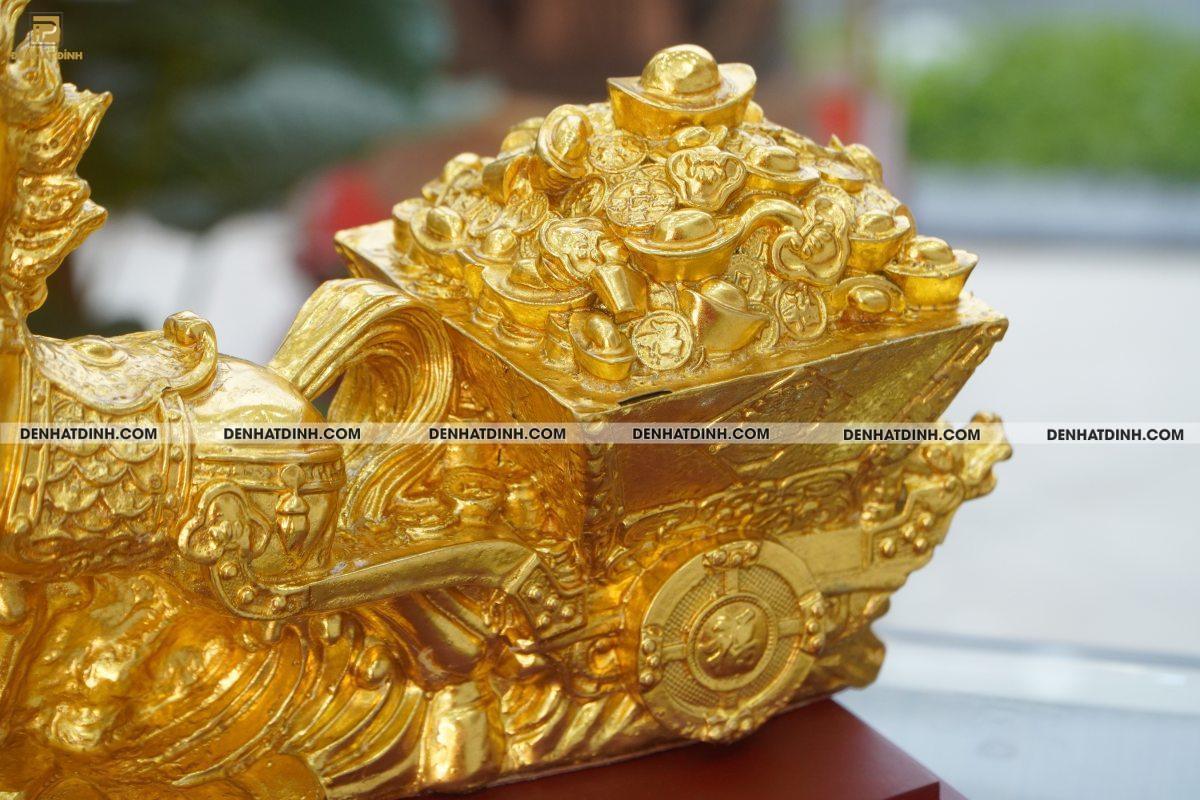 Ngựa kéo xe tiền bằng đồng dát vàng 24K - Ảnh 4