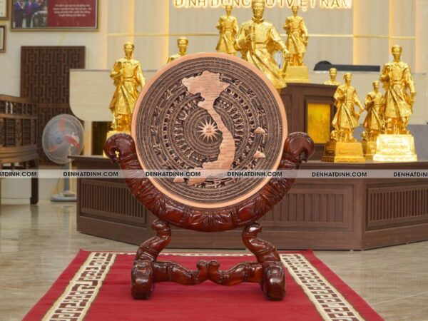 Mặt trống 60 đồng đỏ đúc + Giá đỡ tranh