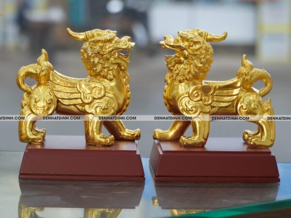 Tỳ hưu cánh bằng đồng dát vàng