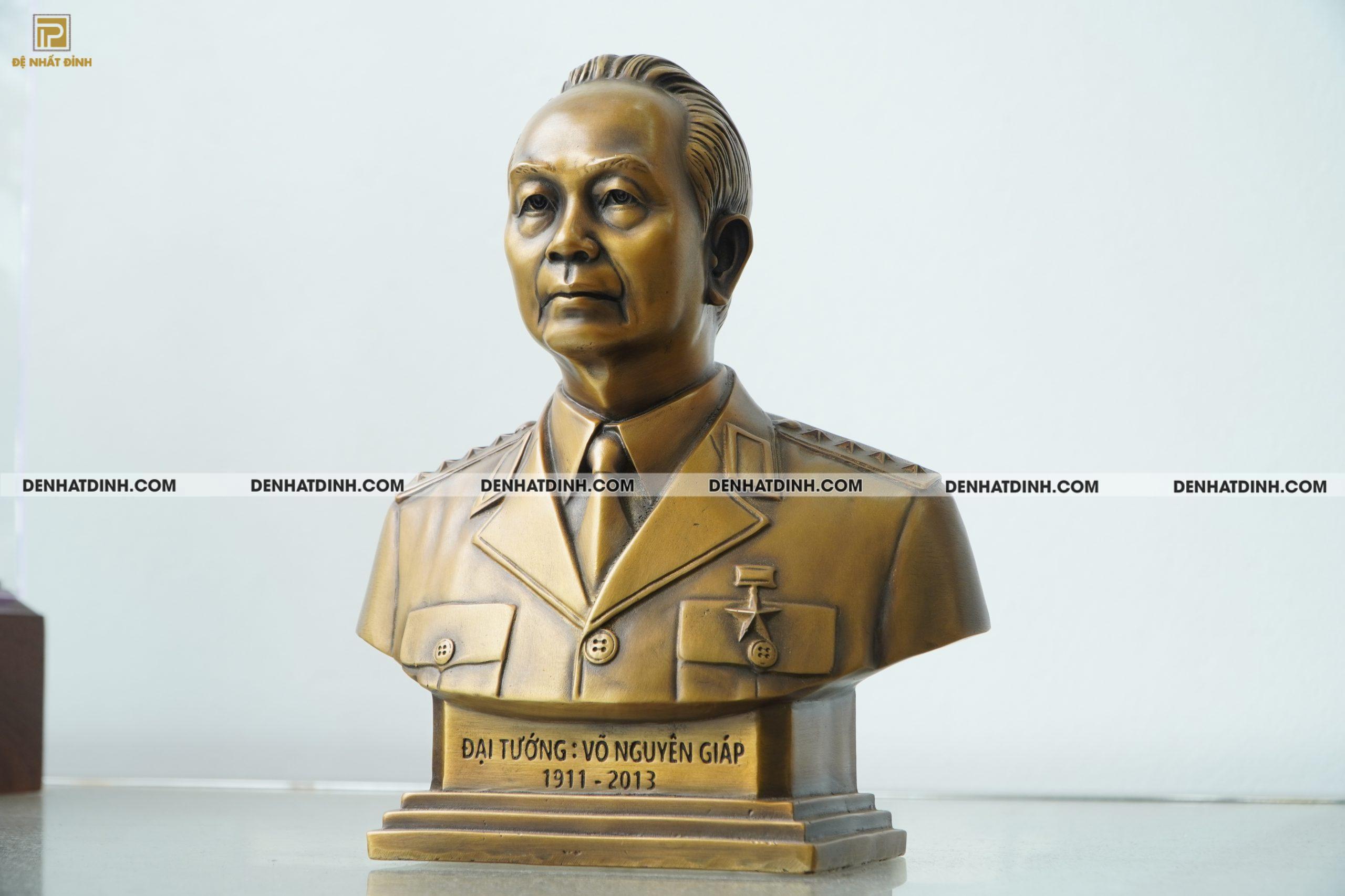 Tượng bác Võ Nguyên Giáp bằng đồng - Ảnh 3