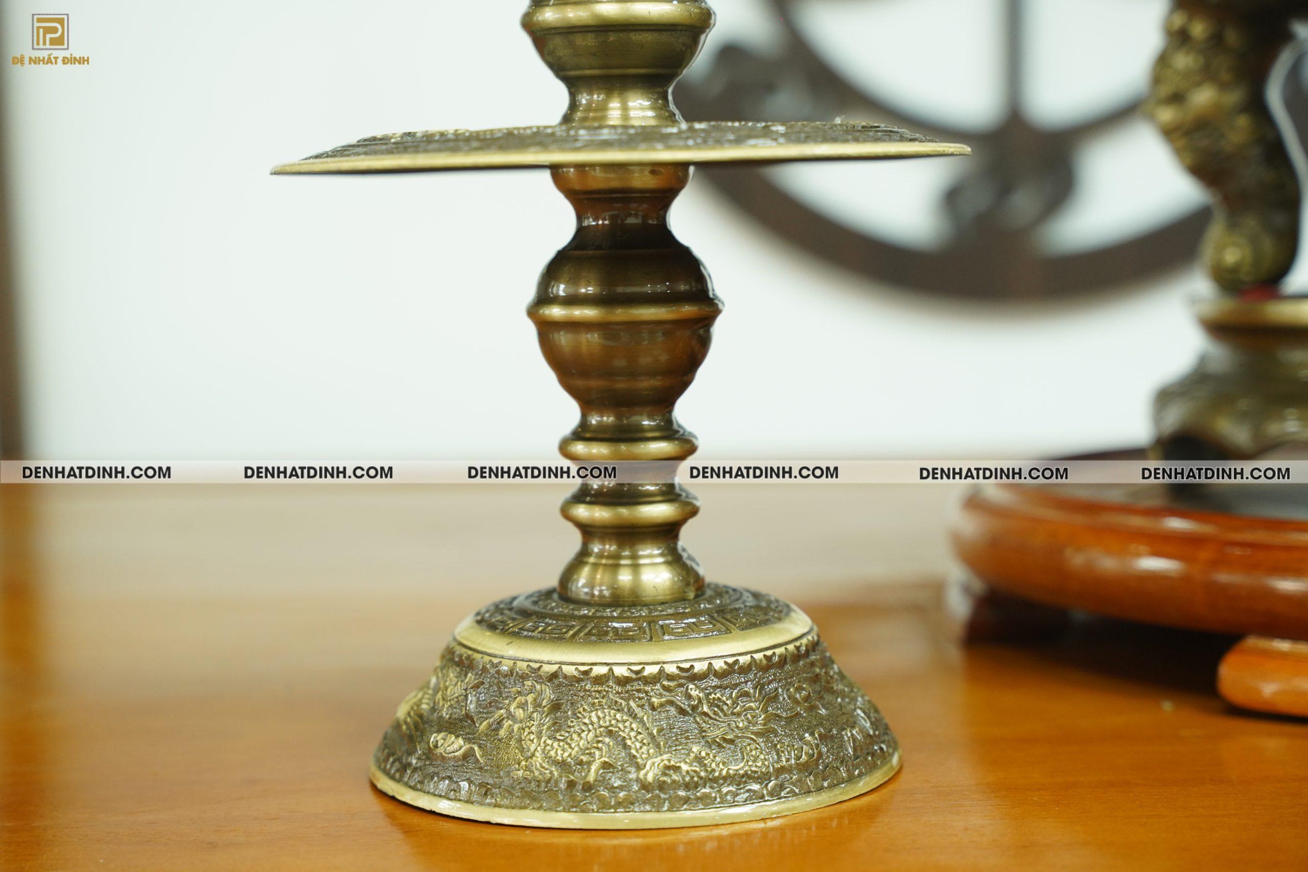 Bộ đỉnh đồng Tam sự gồm đỉnh đồng hoa sòi và chân nến màu hun cổ cao từ 40cm - 70cm - Ảnh 7