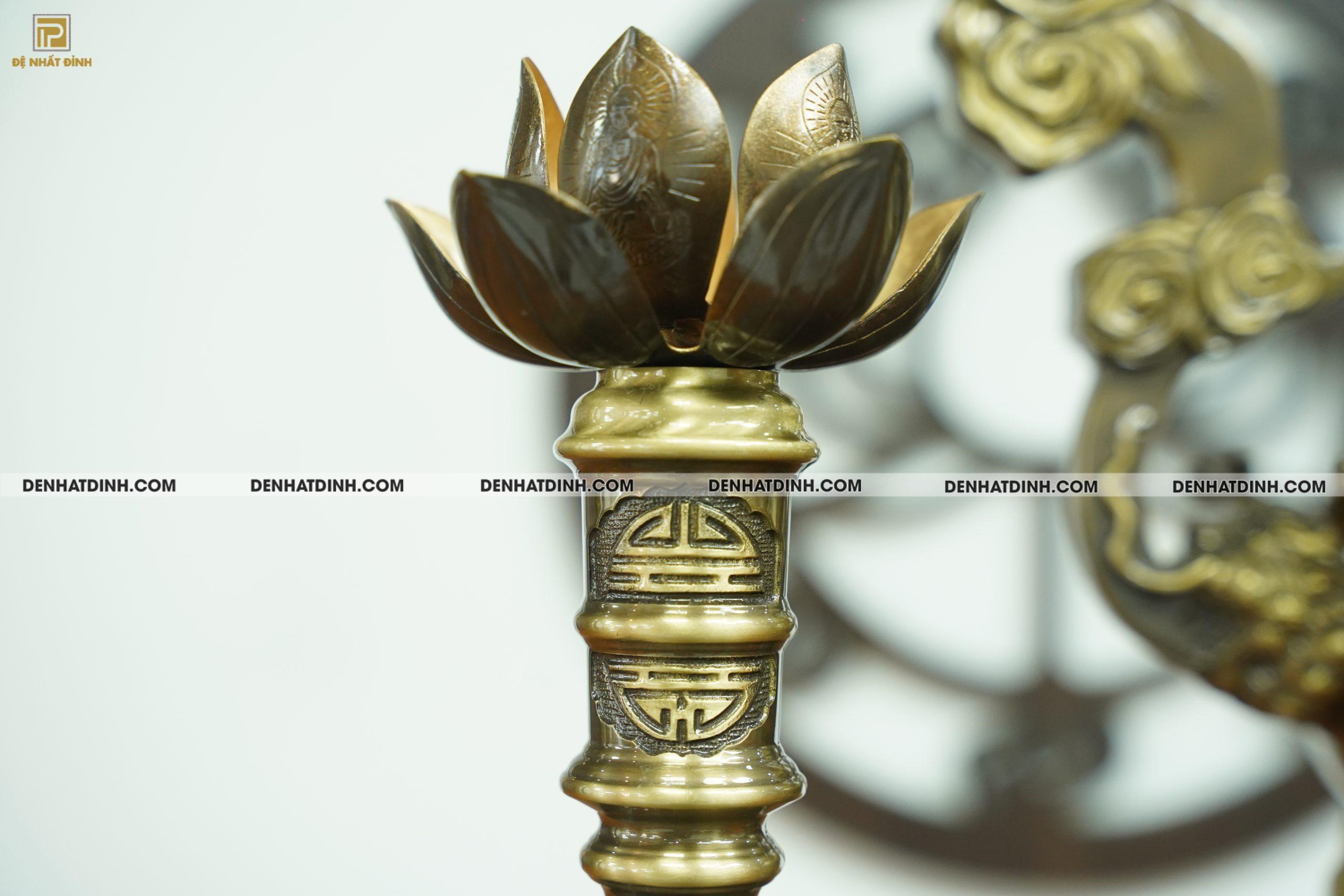Bộ đỉnh đồng Tam sự gồm đỉnh đồng hoa sòi và chân nến màu hun cổ cao từ 40cm - 70cm - Ảnh 5