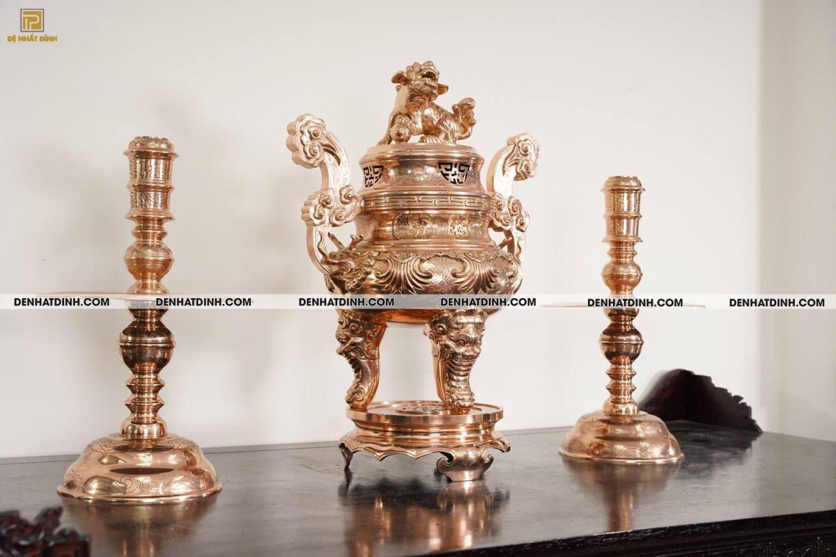 Bộ đỉnh thờ bằng đồng đỏ tam sự Nến hoa sòi cao 70cm - Ảnh 4