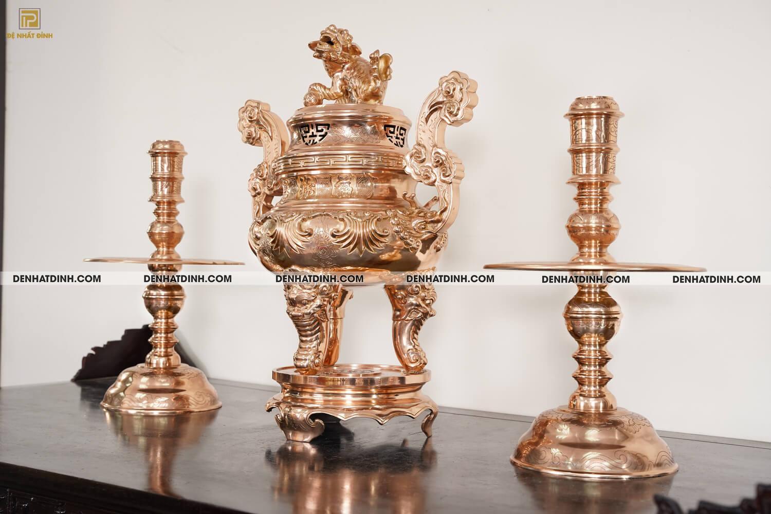 Bộ đỉnh thờ bằng đồng đỏ tam sự Nến hoa sòi cao 70cm - Ảnh 3