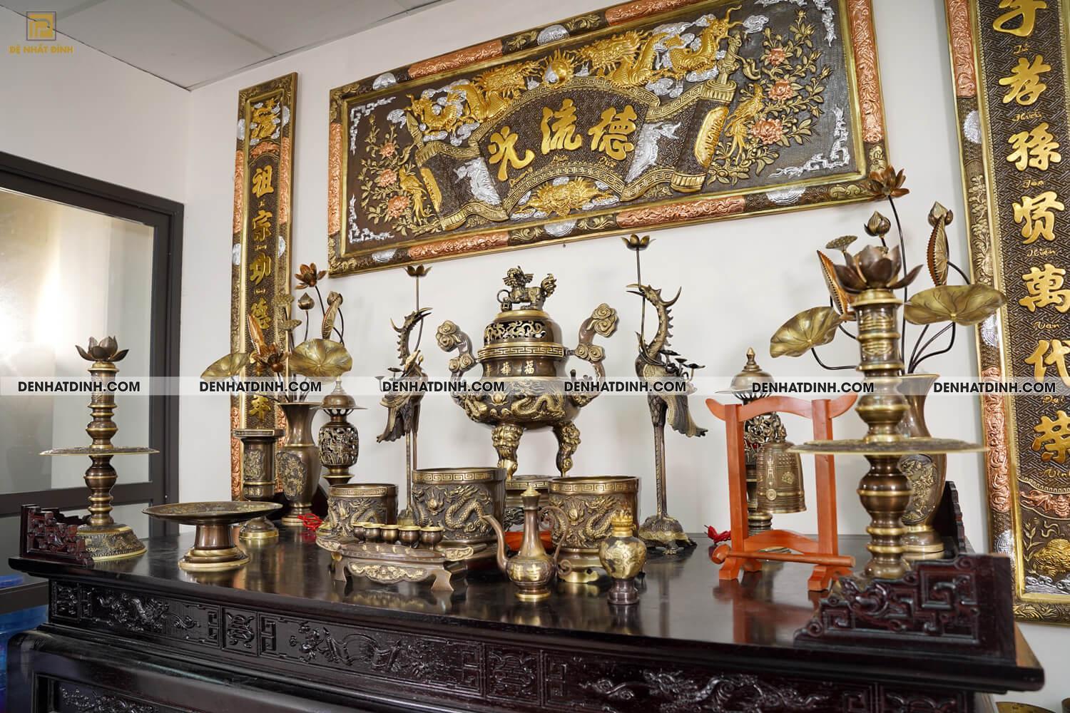 Bộ đồ thờ bằng đồng đầy đủ gồm đỉnh ngũ sự Song Long 65cm mẫu 3 CN kèm đầy đủ phụ kiện - Ảnh 3