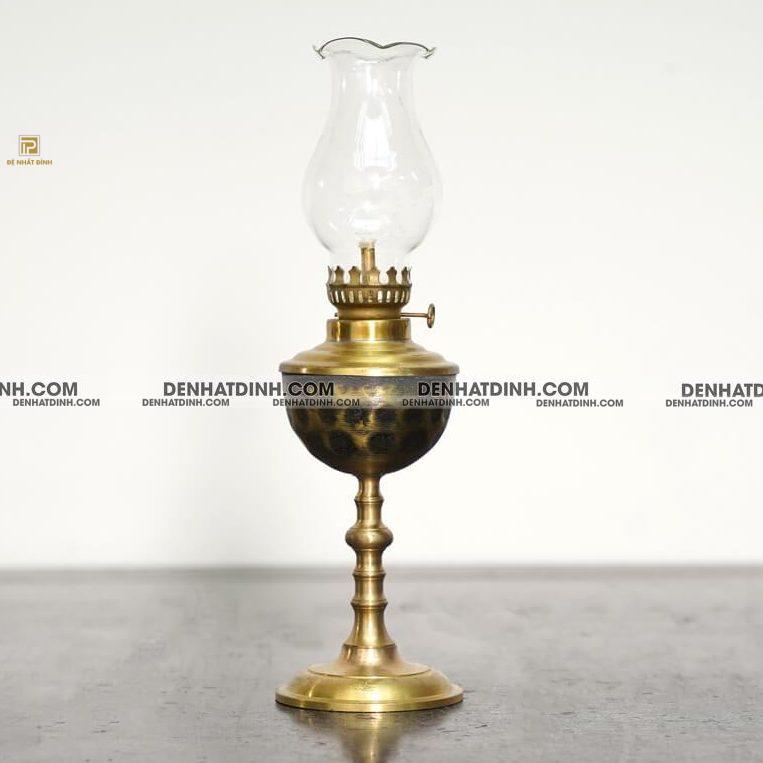 Đèn dầu chân cao CN