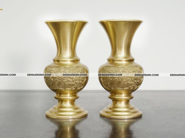 Lọ hoa bằng đồng cattut cao 30 cm màu vàng mộc