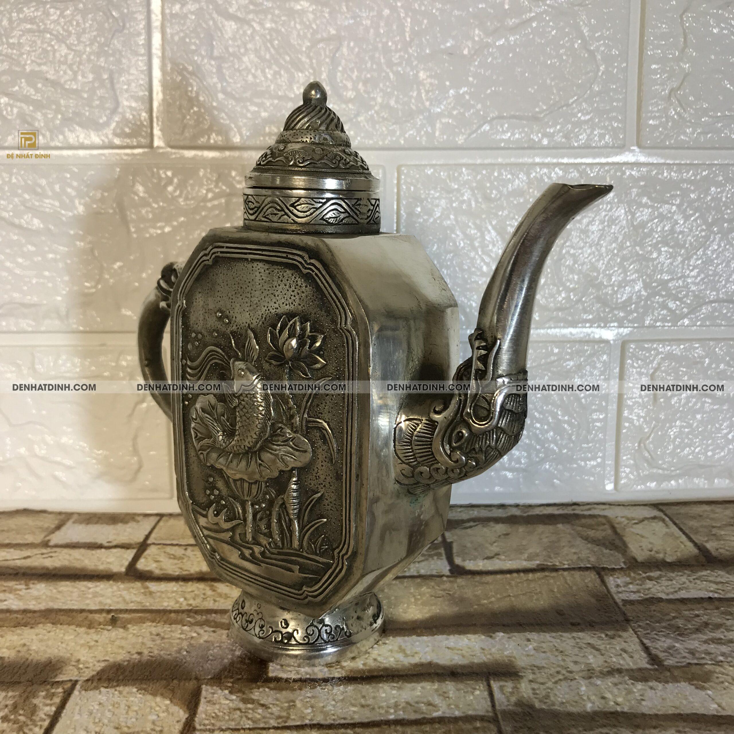 Ấm trà bằng đồng chạm cá chép hoa sen - Ảnh 7