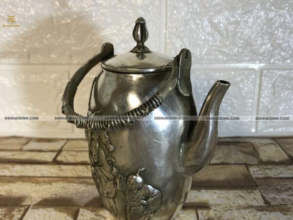 Alternative view of Ấm trà bằng đồng chạm lão nhân và đồng tử