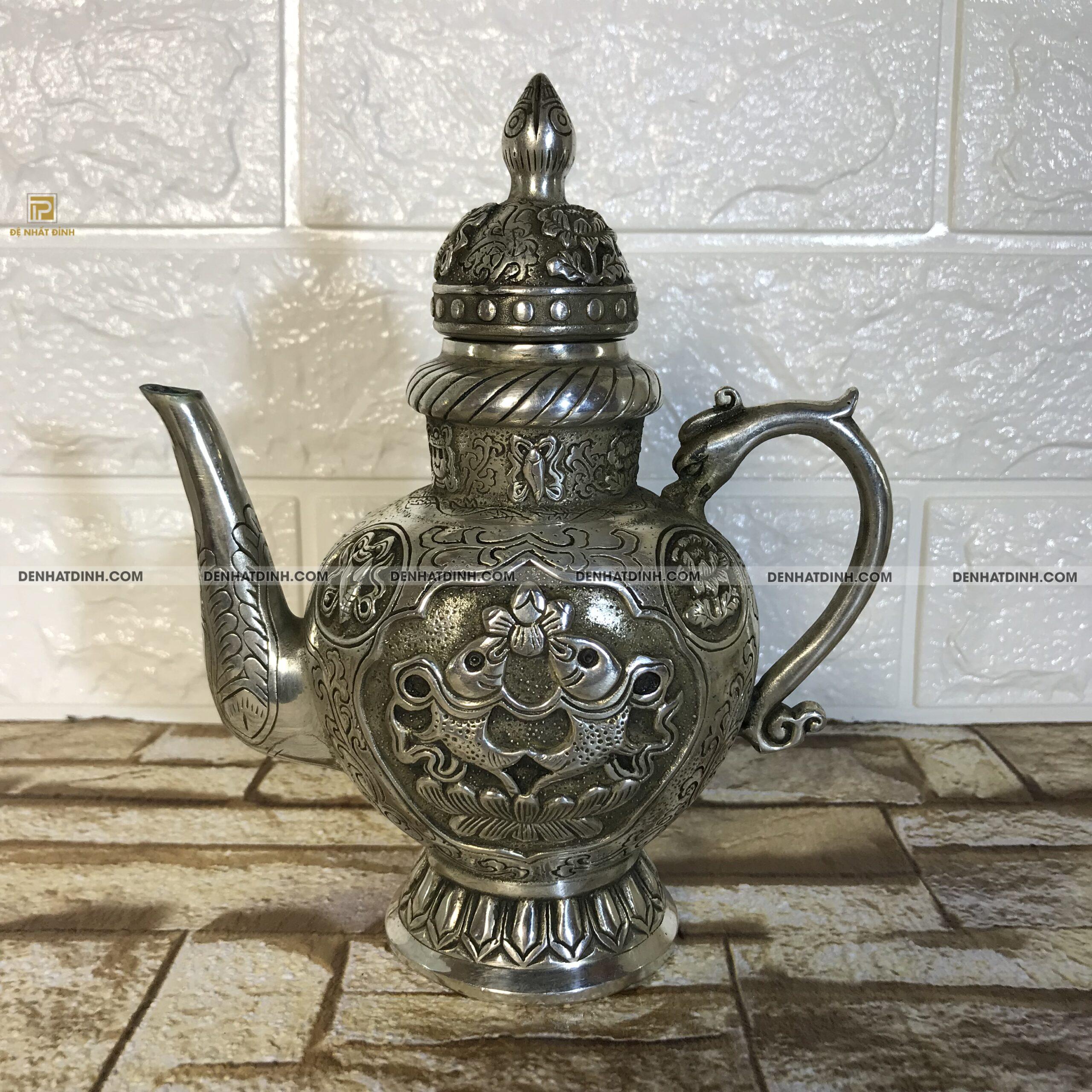 Ấm trà cổ bằng đồng chạm cá song ngư - Ảnh 5