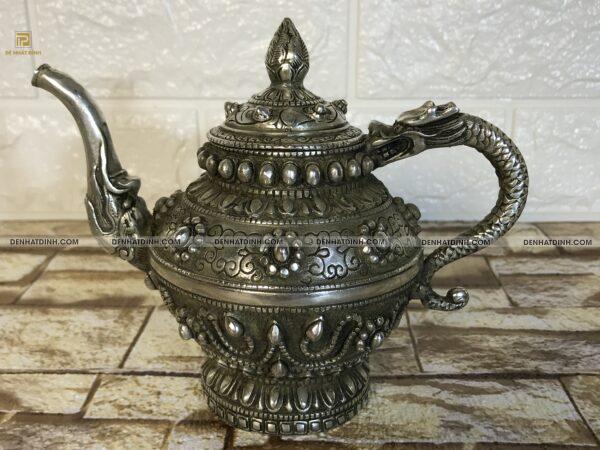 Ấm đồng cổ hoa văn rồng