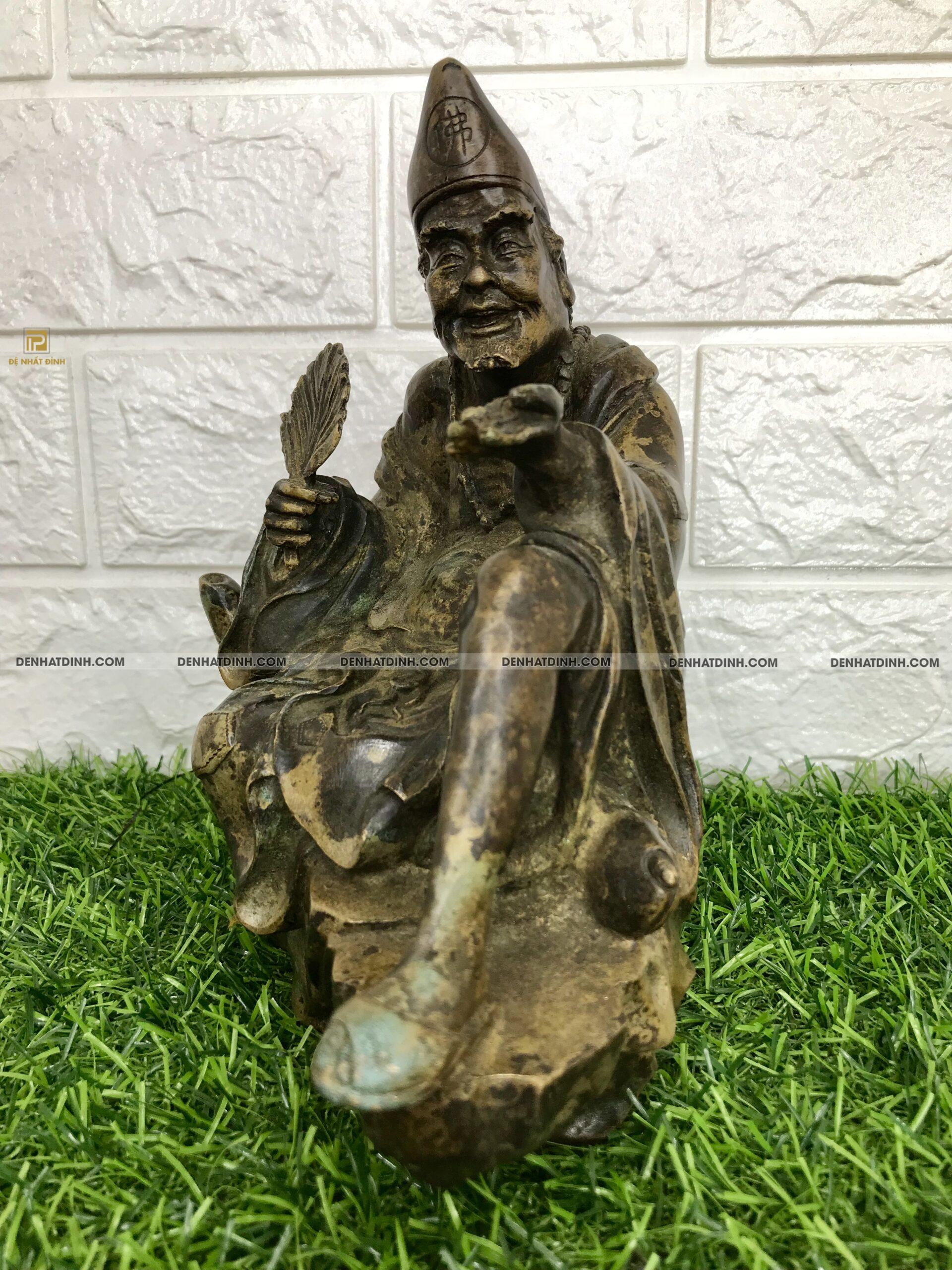 Tượng Tế Công Bằng Đồng - Ảnh 4