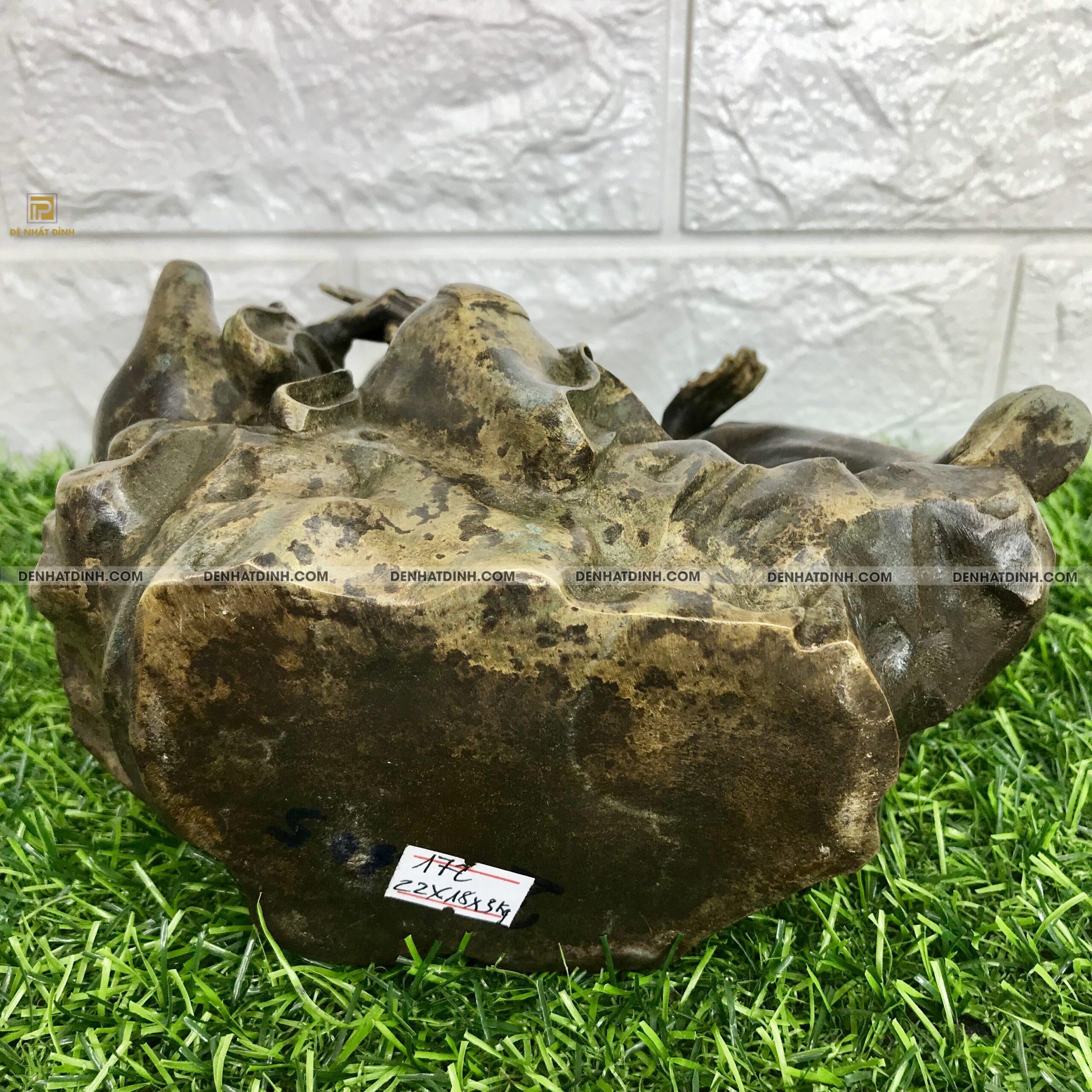 Tượng Tế Công Bằng Đồng - Ảnh 9