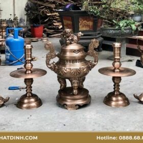 Đỉnh đồng thờ cúng Ý Yên Nam Định