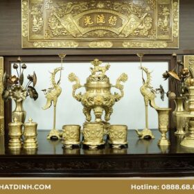 Đỉnh đồng để làm gì trên bàn thờ gia tiên?