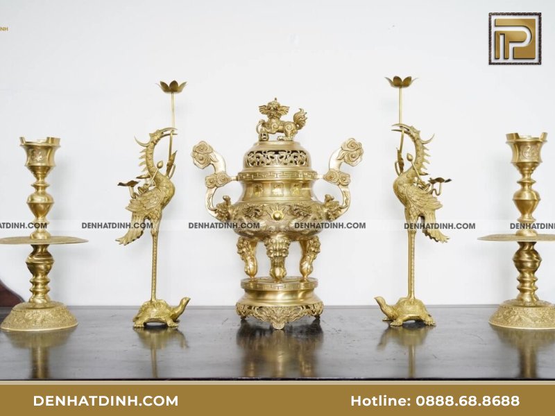 Bộ đỉnh đồng ngũ sự Song long đỉnh cao 57cm nến chữ Phúc màu vàng mộc