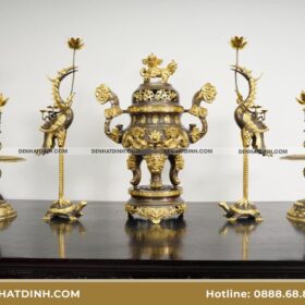Bộ đỉnh thờ ngũ sự bằng đồng đúc thủ công tinh xảo
