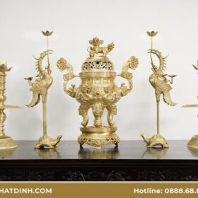Bộ ngũ sự bằng đồng cát tút